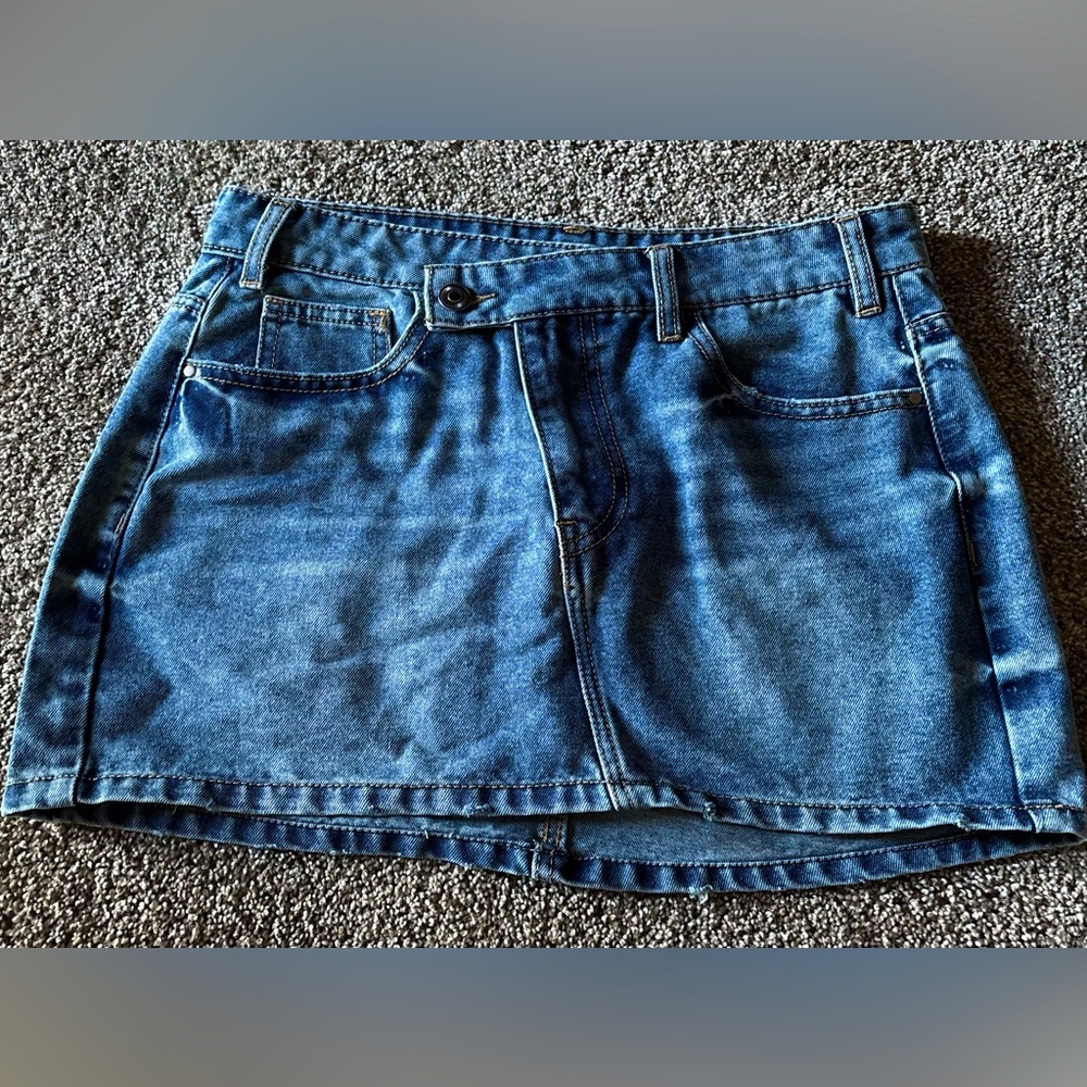Mini Skirt